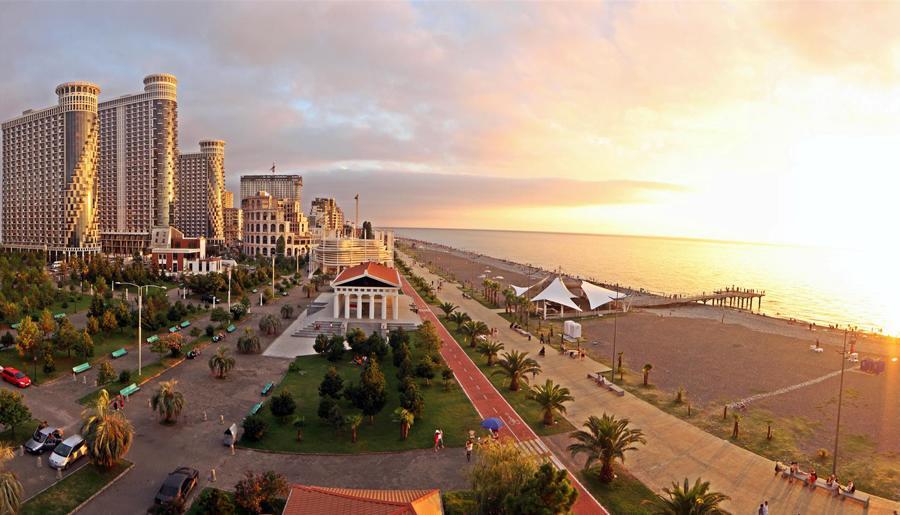 Apartment Sea Tower Khimshiashvili 15 Batumi Exteriör bild